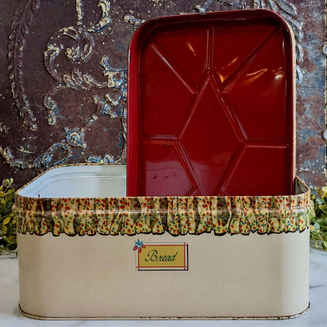 Charming Cottage Style Vintage Metal Bread Box