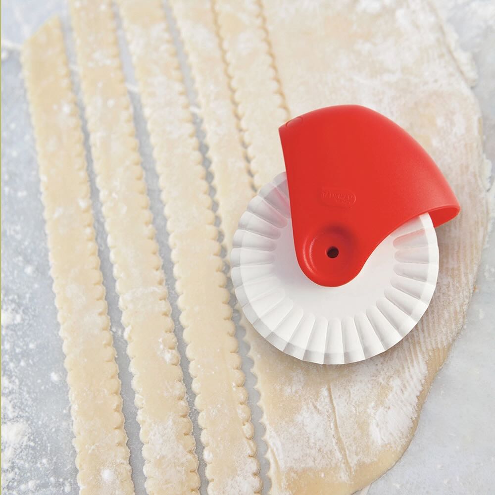 Pie pastry cutter best sale