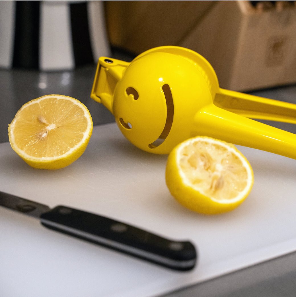 Smile Manual Citrus Squeezer - Marmalade Mercantile