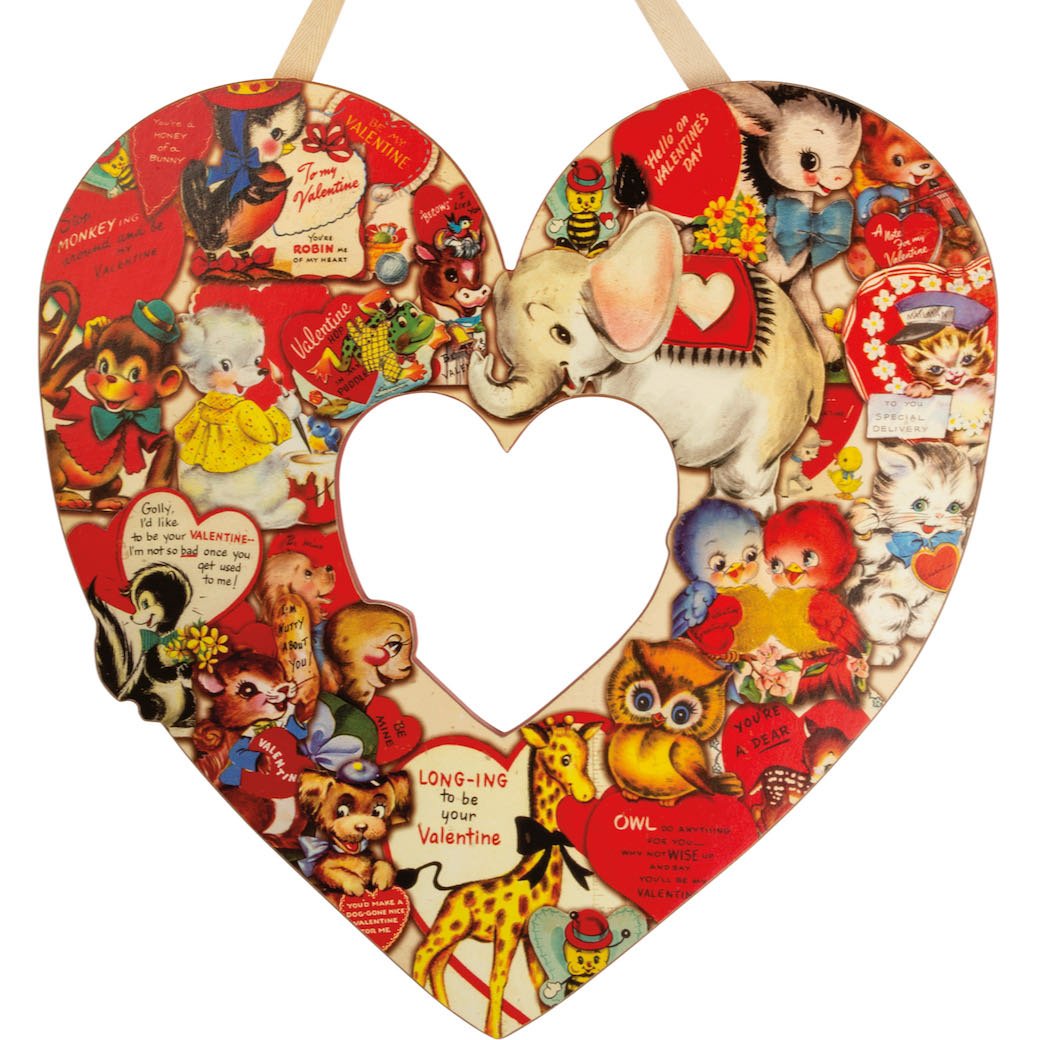 Vintage-Style Heart-Shaped Wooden Valentine Wreath - Marmalade Mercantile