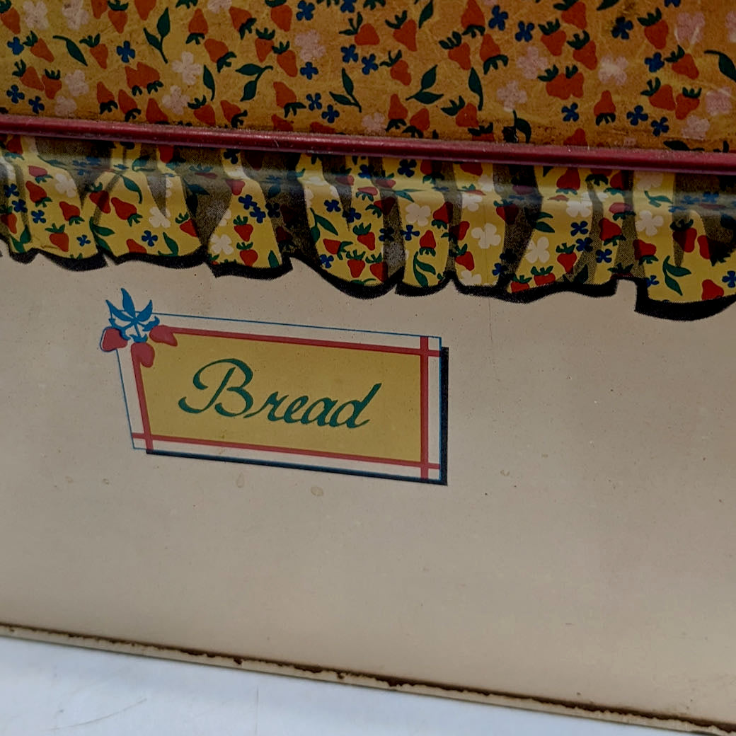 Charming Cottage Style Vintage Metal Bread Box