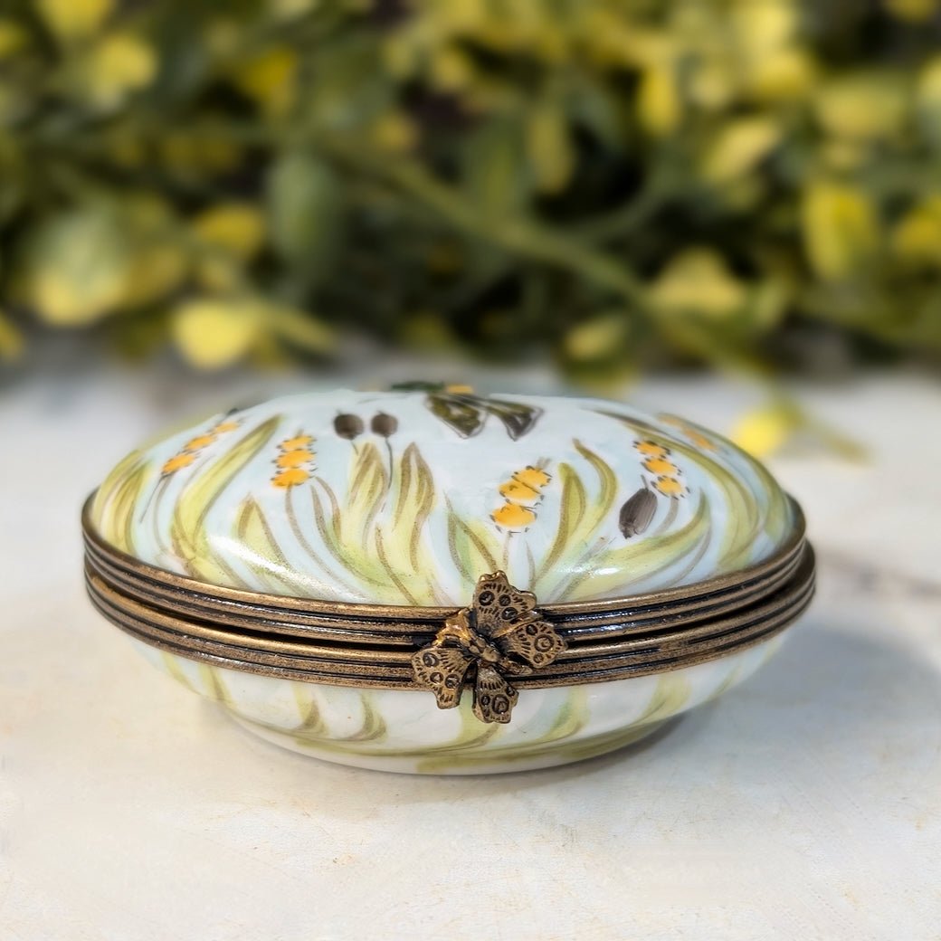 Antique Limoges Hand-Painted Porcelain Hinged Trinket Box w Dragonfly