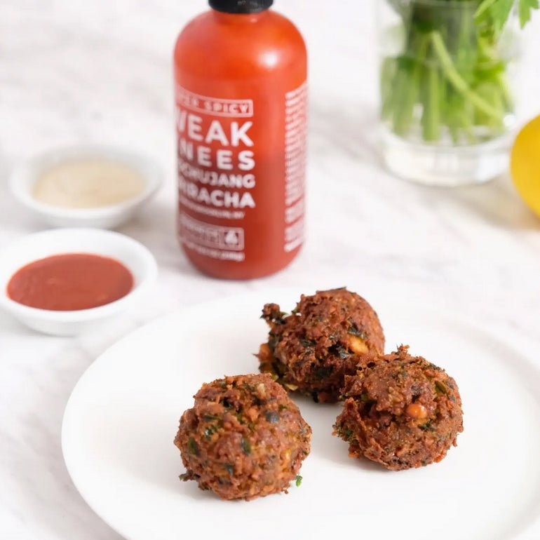 Bushwick Kitchen Weak Knees Gochujang Sriracha - Marmalade Mercantile