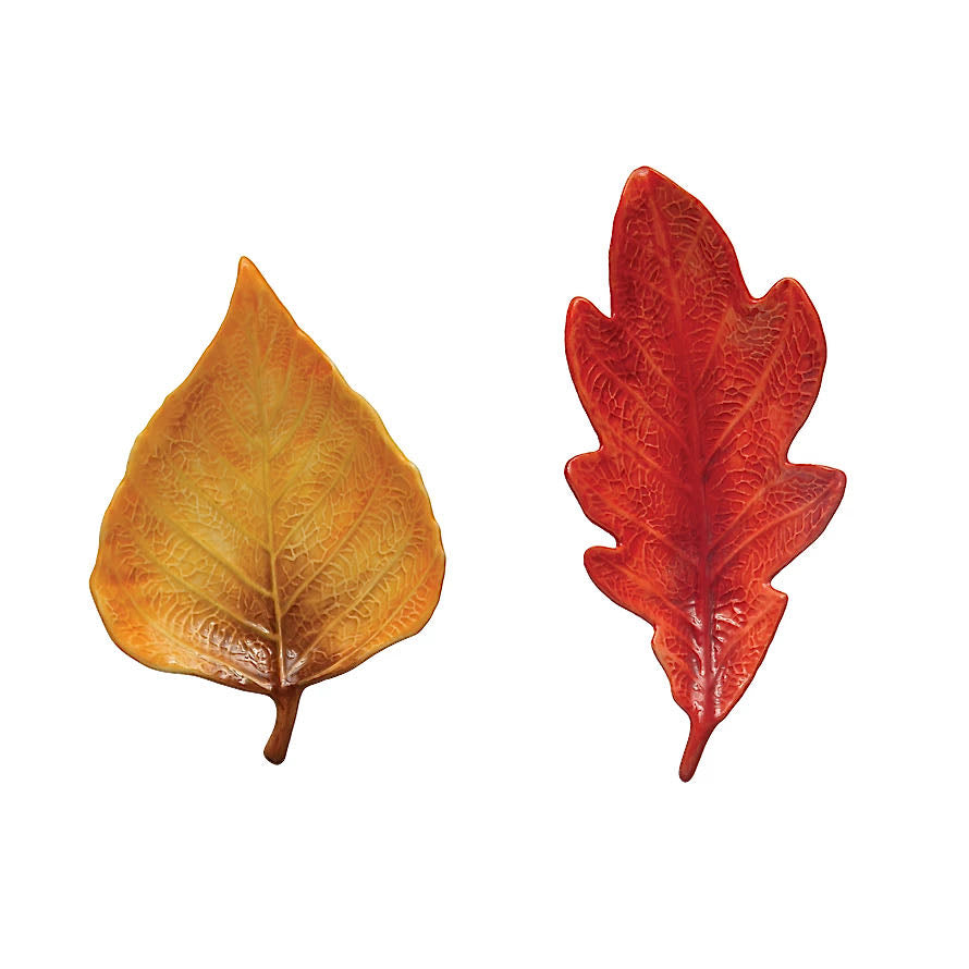 Set of Two Small Leaf Plates - Red Oak & Ginkgo