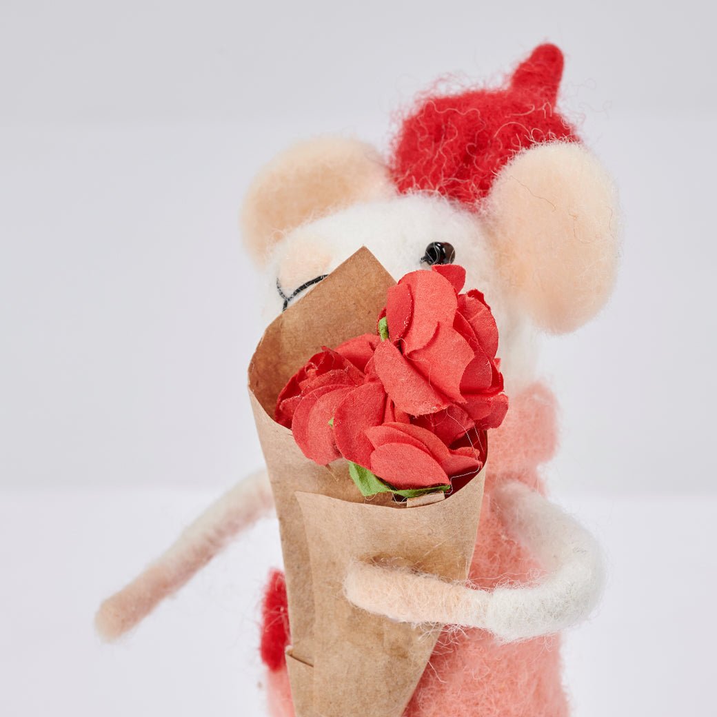 Felt Mouse Critter with Red Rose Bouquet - Marmalade Mercantile