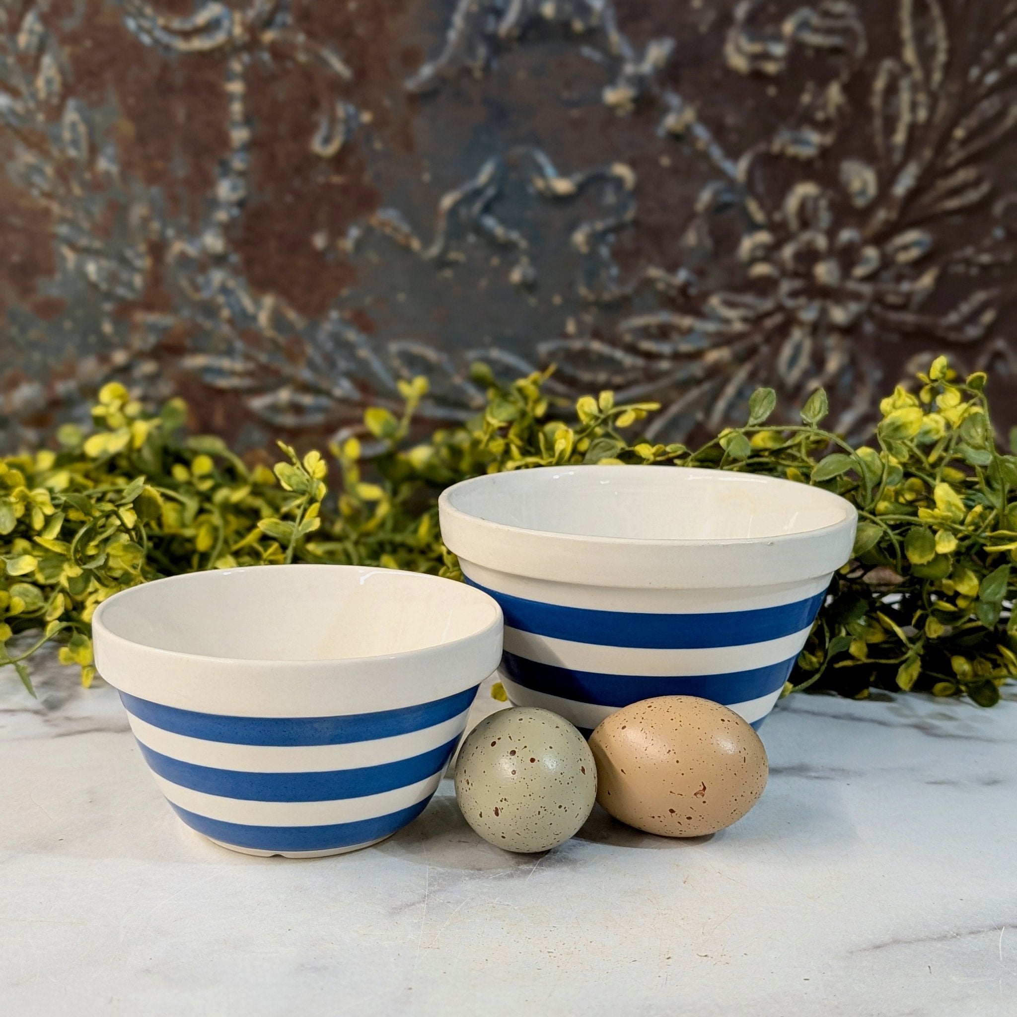 Set of Two English Cornishware Pudding Basins - Marmalade Mercantile