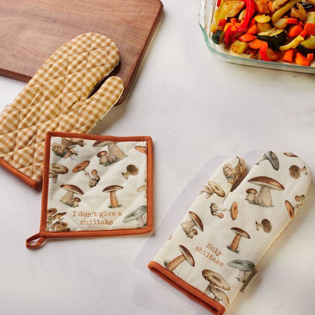 Shiitake Mushroom Kitchen Oven Mitt & Pot Holder Set - Marmalade Mercantile