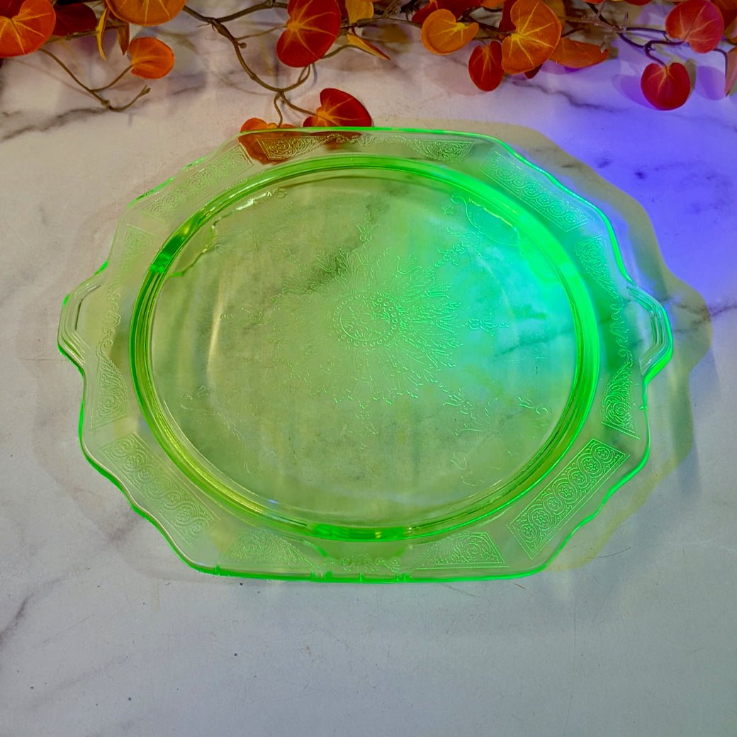 Vintage 1930s Scalloped Cake Plate Green Depression Uranium Glass - Marmalade Mercantile