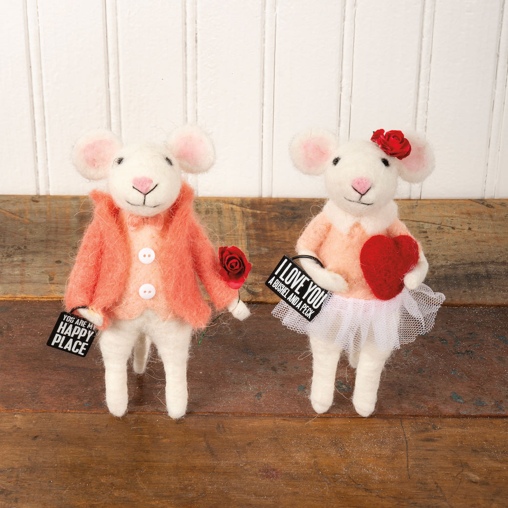 Pair of Wool Felt Valentine Mice Critters - D