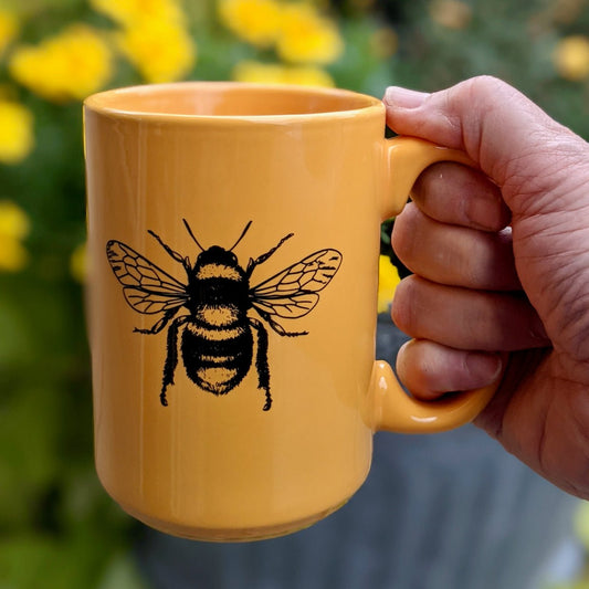 15oz Yellow Coffee Mug with Honey Bee - Marmalade Mercantile