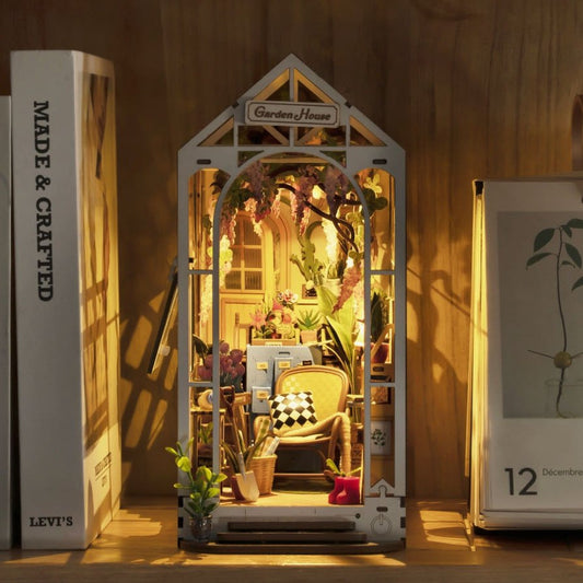 DIY Book Nook Garden House 3-D Puzzle - Marmalade Mercantile