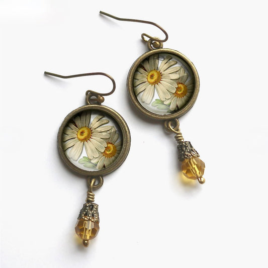 Vintage-Style Hand-made Cottage Core Summer Daisy Earrings Pierced Ears - Marmalade Mercantile